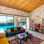 Kalkan'da 2 Yatak Odali Jakuzili Villa-villa Seabird Villa Kaş