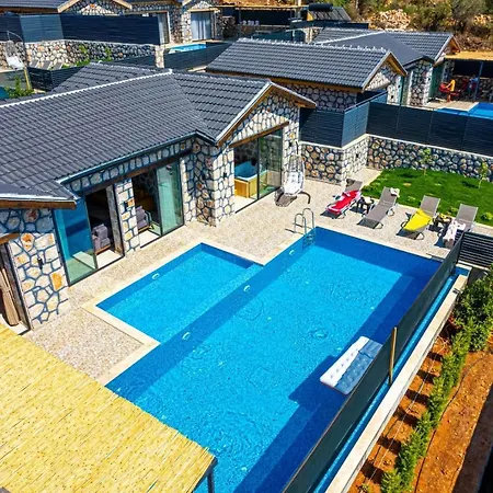 Villa Kalkan'da 2 Yatak Odali Jakuzili Villa-villa Seabird Kaş