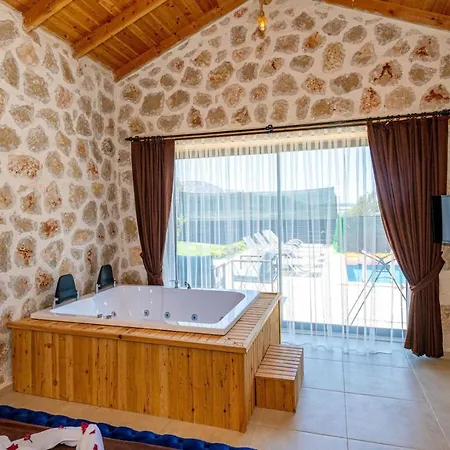 Villa Kalkan'da 2 Yatak Odali Jakuzili Villa-villa Seabird Kaş